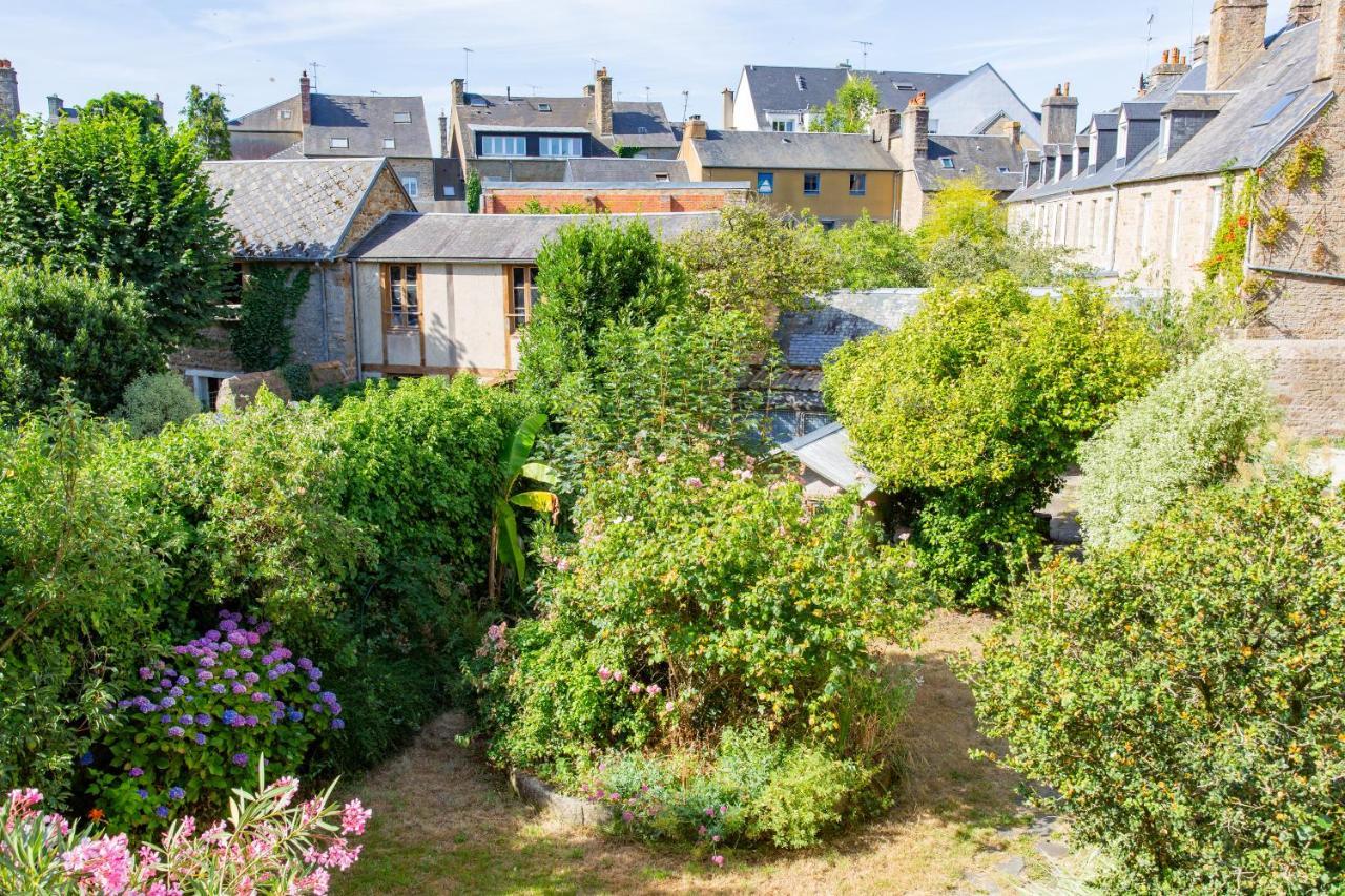 Le 74 Bed & Breakfast Avranches Eksteriør bilde